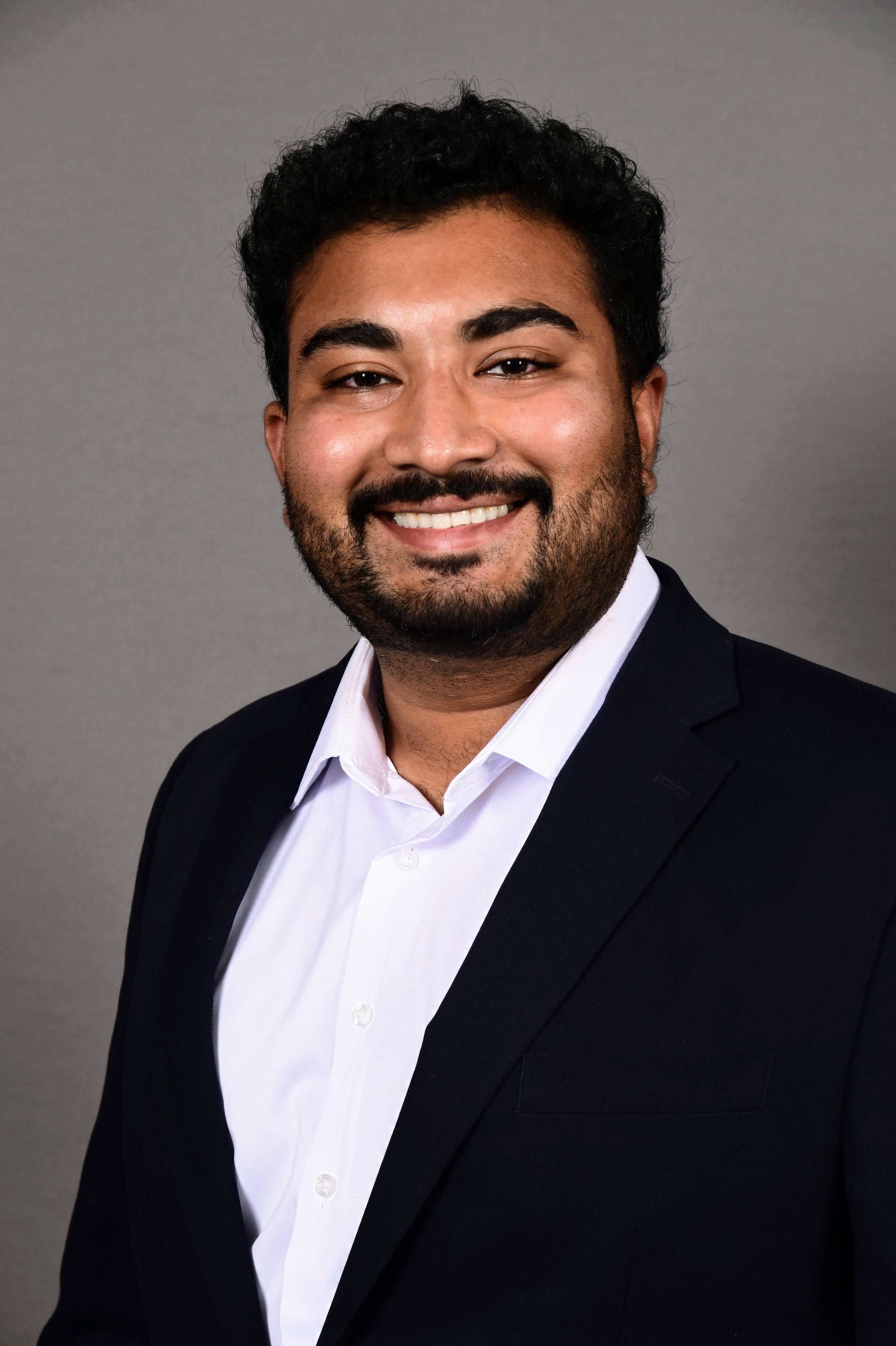  Vivek Mynam
